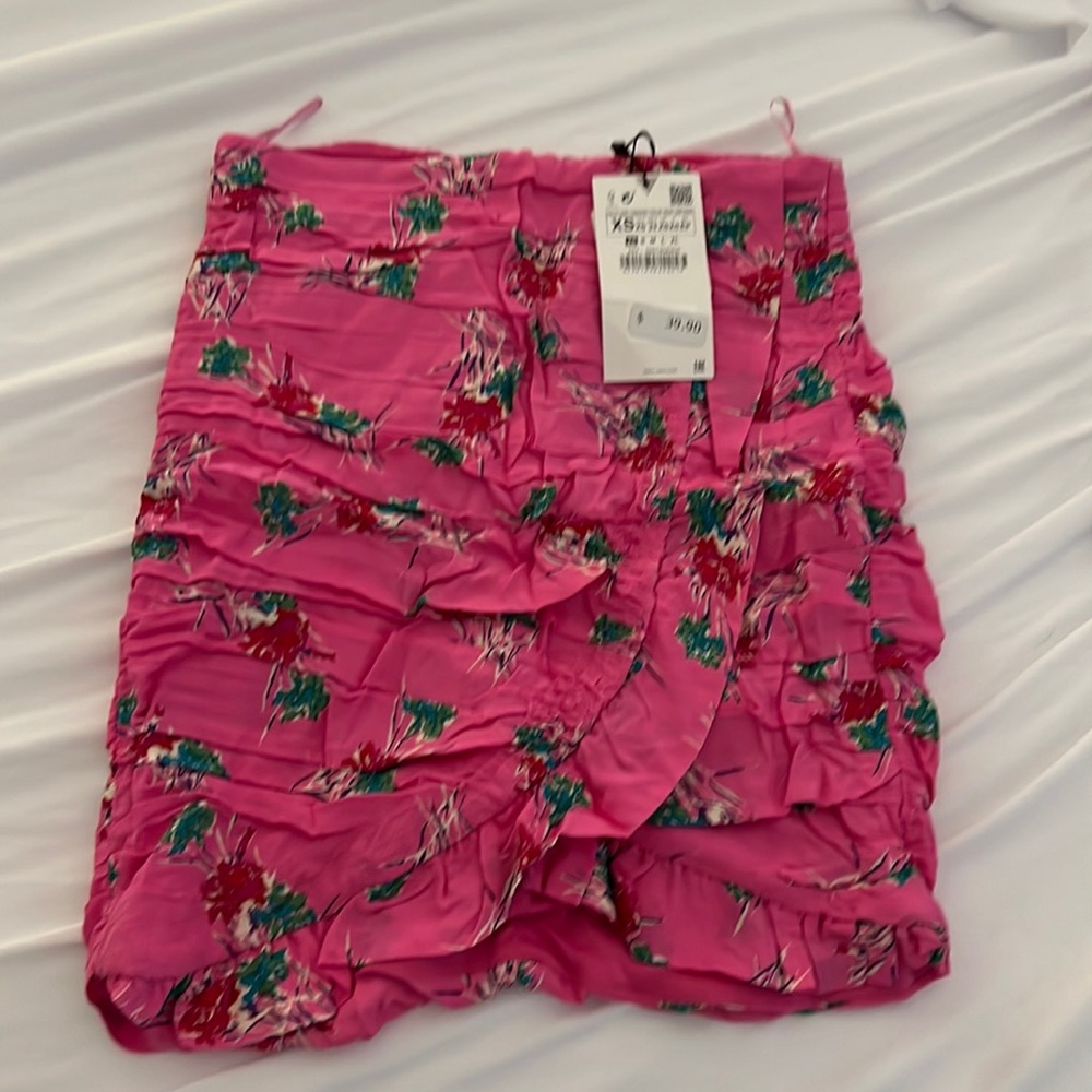 Zara pink floral skirt